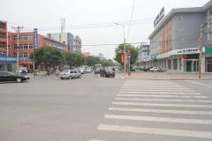 A street scene in Xingcheng, Liaoning, China
