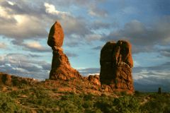 Balanced Rock at Arches national Park, Utah, USA