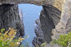 Devils Kitchen in Tasmania on Tasman Peninsula.