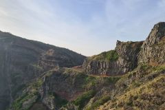 PR1 Trail Cliffs below Pico do Arieiro, Madeira