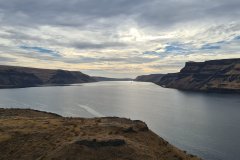 Columbia River Gorge Overlook near Hat Rock State Park, Oregon